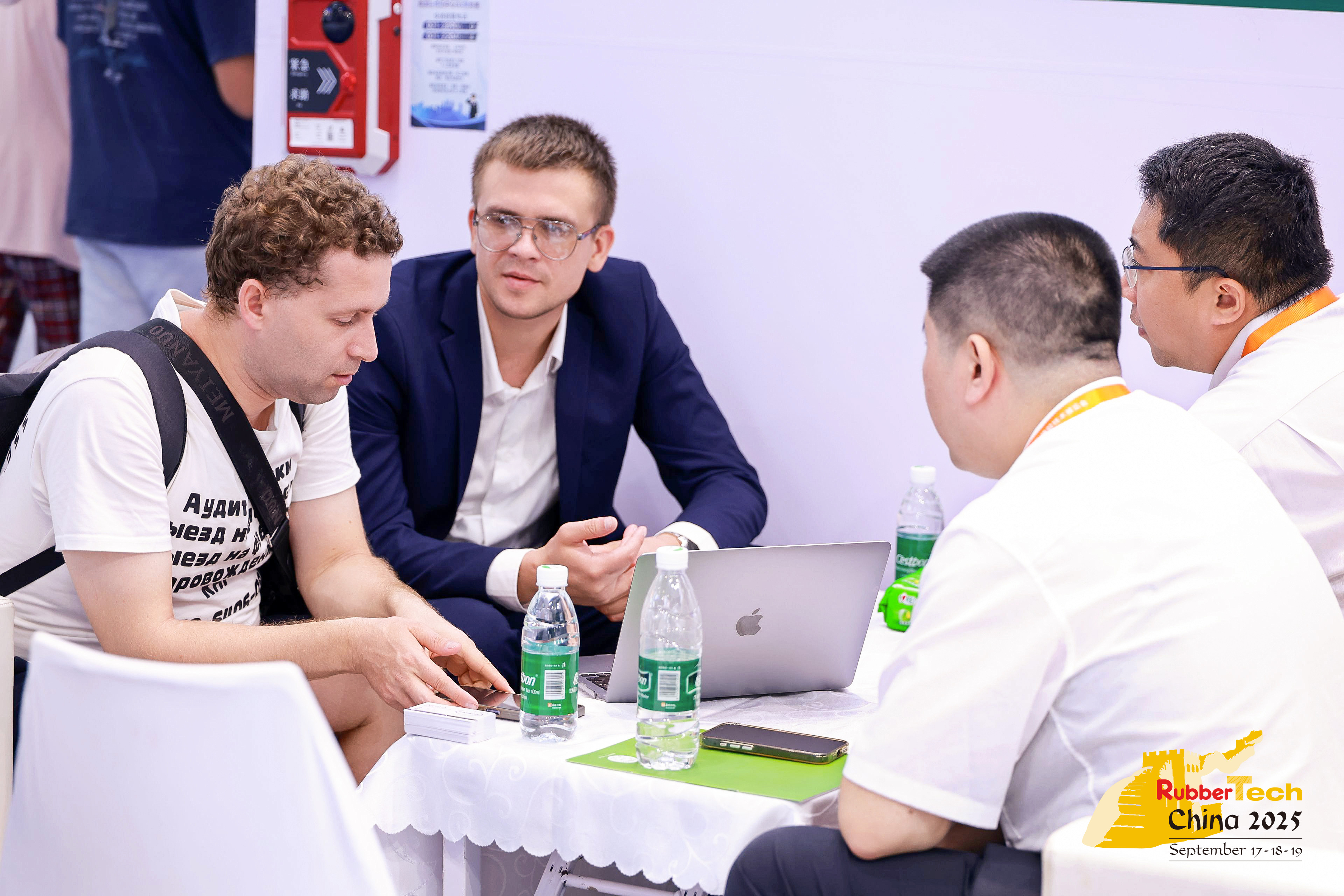 Polykem menghadiri pameran Rubbertech China 2025. Momen yang menarik!